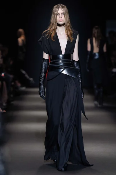Look 20